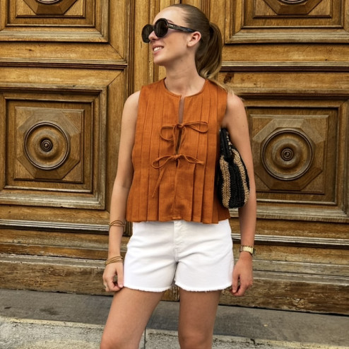 Short Vivi